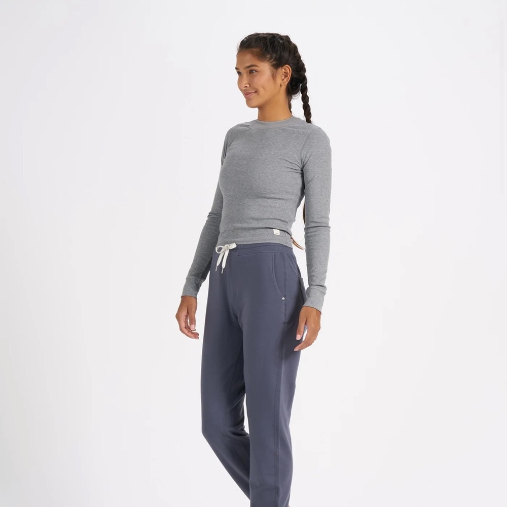 Vuori Heather Gray Long Sleeve Crew Tee - Picture 2 of 13